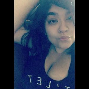 Meet your Posher, Aury